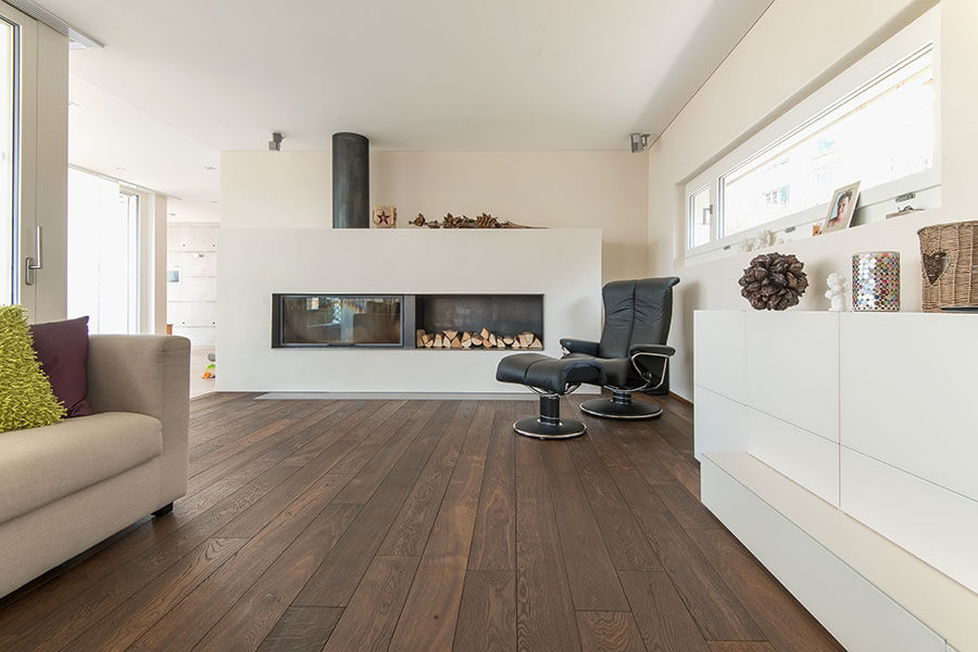 Parkett Nova Antica Club, Mehrschicht-Landhausdiele aus franz. Eiche Base fumé, strukturgebürstet, geölt natur