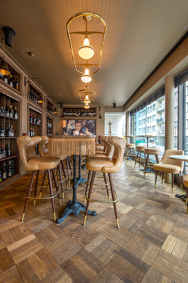 Parkett Nova Antica Versailles, Massives Tafelparkett aus franz. Eiche Base fumé, gealtert, geseift, geölt weiss