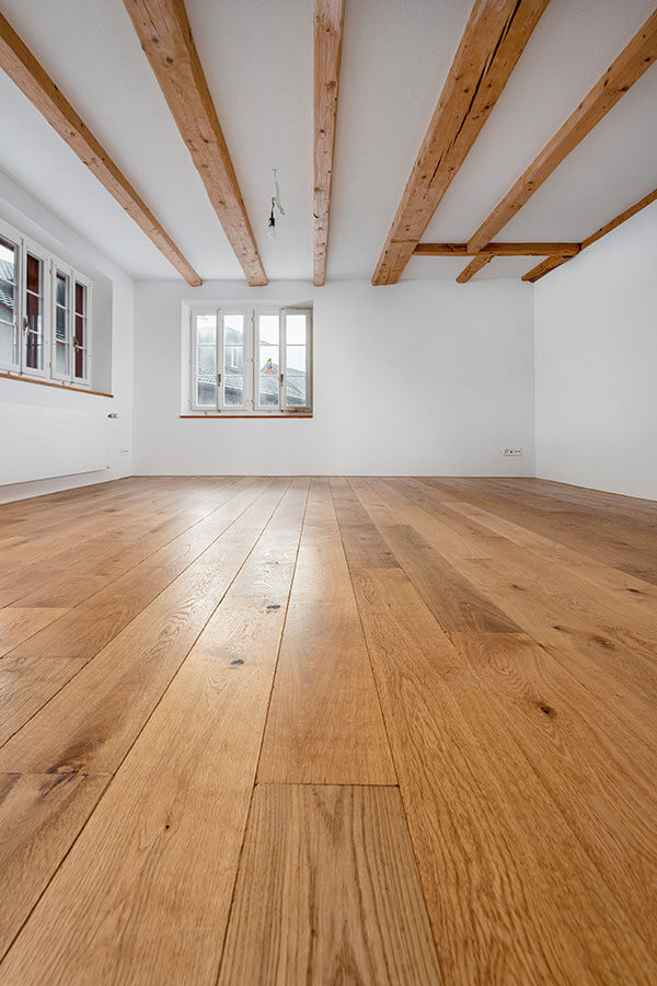 Parkett Nova Antica, Landhausdiele aus franz. Eiche Base fumé clair, gealtert, geölt natur